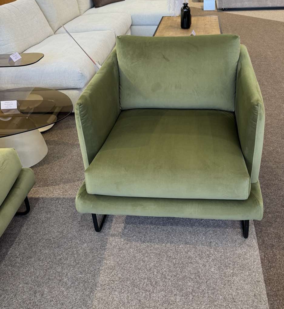 1761742691673 1761742691673